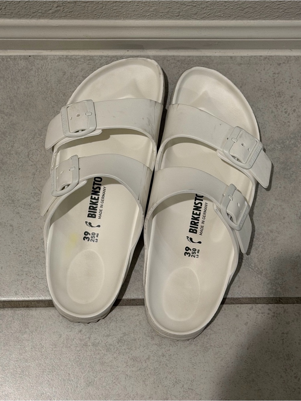 Birkenstock Arizona Essentials Sandals White - Picture 4 of 4